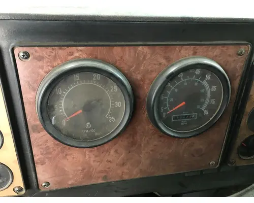 Instrument Cluster International 5000 (PAYSTAR) Vander Haags Inc WM