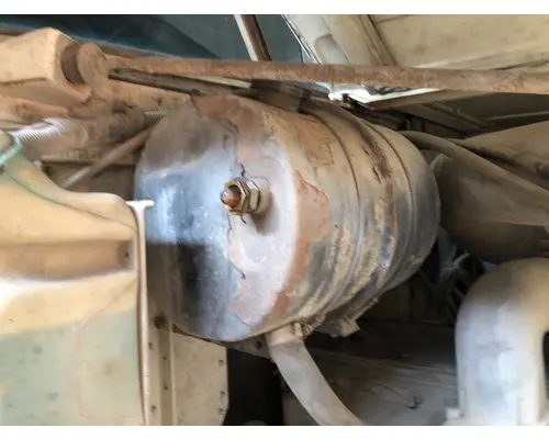 Radiator Overflow Bottle International 5000 (PAYSTAR) Vander Haags Inc WM