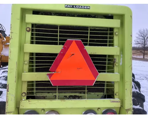 International 515 Equip Grille