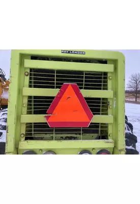 International 515 Equip Grille