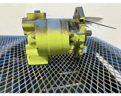 International 515 Equip Hydraulic Pump