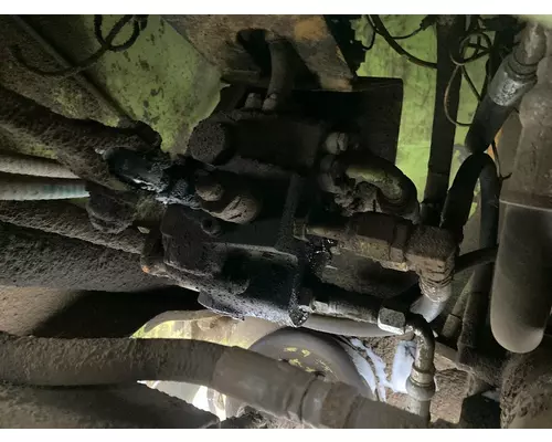International 515 Equip Hydraulic Valve