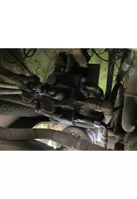 International 515 Equip Hydraulic Valve
