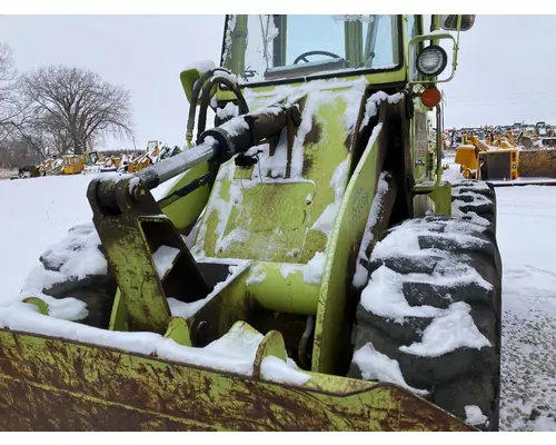 International 515 Equip Loader Arm