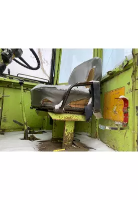 International 515 Equip Seat