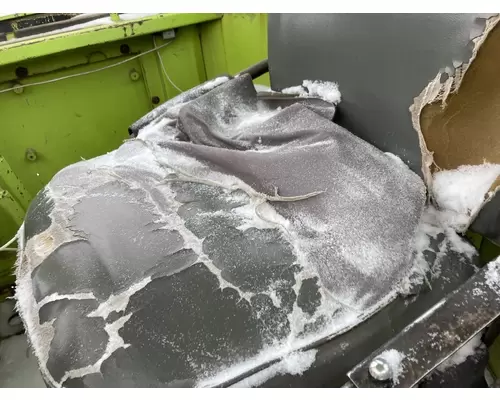 International 515 Equip Seat