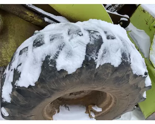 International 515 Equip Tire and Rim