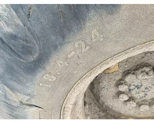International 515 Equip Tire and Rim
