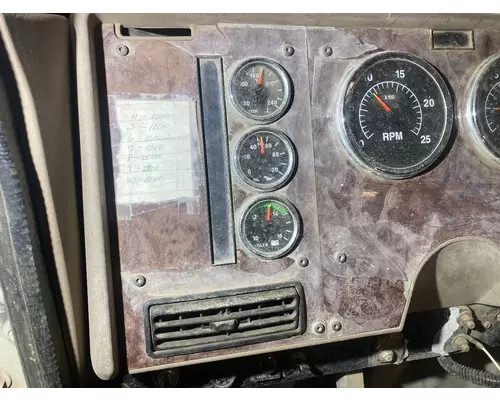 International 5500I Dash Panel