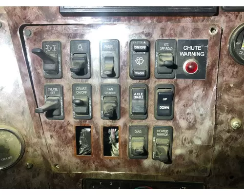 International 5500I Dash Panel