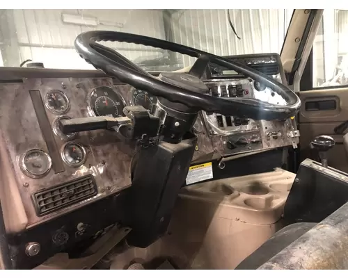 International 5500I Steering Column