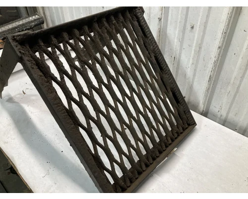 International 5500I Step (Fuel Tank, Fairing