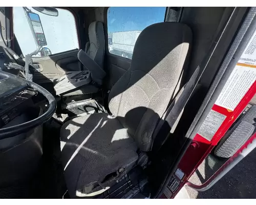 Seat, Front INTERNATIONAL 5500I DTI Trucks