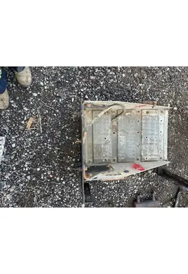 International 5600I Battery Box