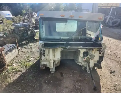 International 5600I Cab