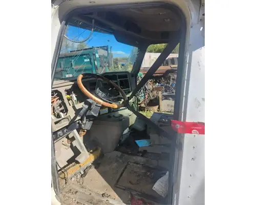 International 5600I Cab