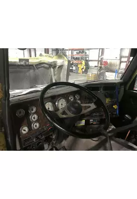 International 5600I Dash Assembly