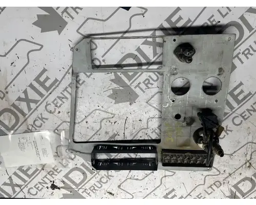 International 5600I Dash Assembly