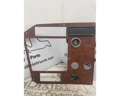 International 5600I Dash Assembly