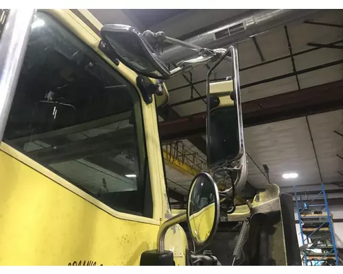 International 5600I Door Mirror