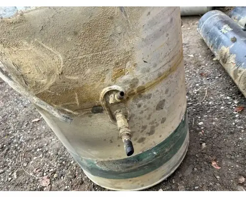 International 5600I Fuel Tank