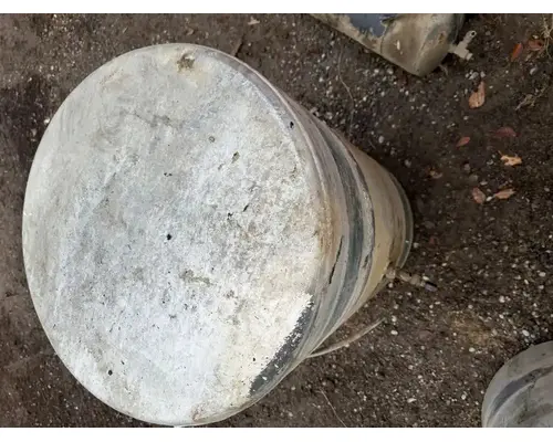 International 5600I Fuel Tank