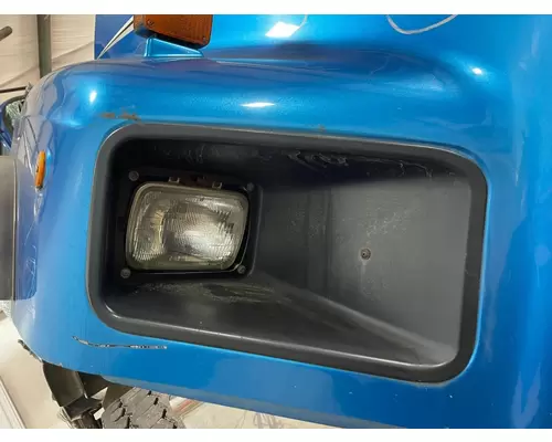 International 5600I Headlamp Assembly