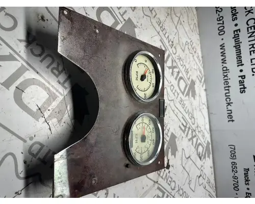 International 5600I Instrument Cluster