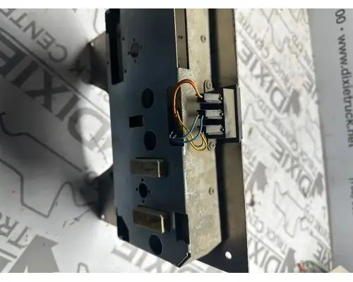 International 5600I Instrument Cluster