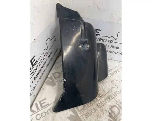 Fender Extension International 5600I Dixie Truck Centre