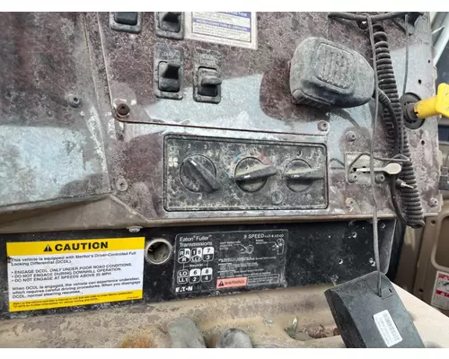 Temperature Control INTERNATIONAL 5600I B &amp; W  Truck Center