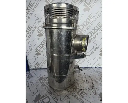 International 5900I Air Cleaner