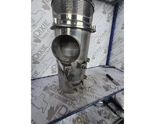 International 5900I Air Cleaner