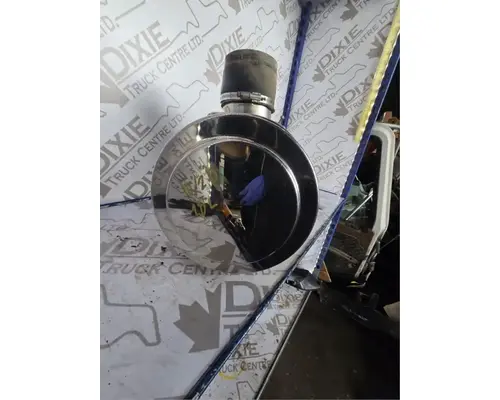 International 5900I Air Cleaner