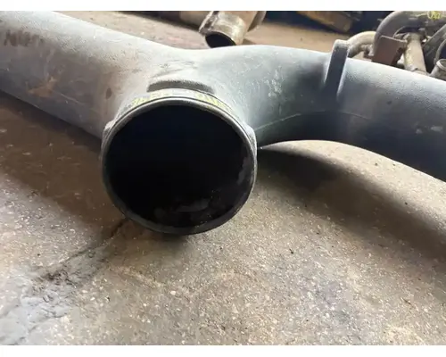 International 5900I Air Cleaner