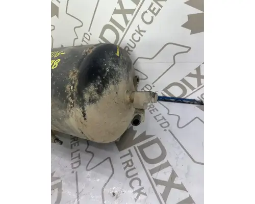 International 5900I Air Tank