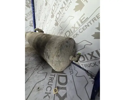 International 5900I Air Tank