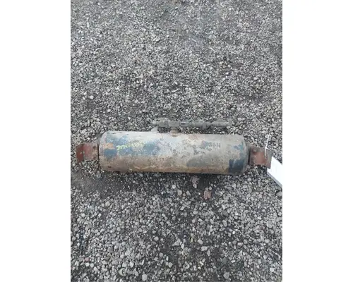 International 5900I Air Tank