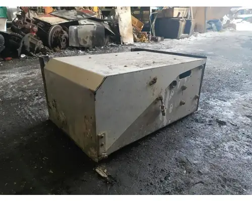 International 5900I Battery Box