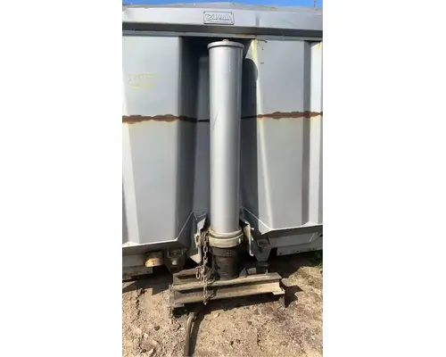 International 5900I Box  Bed