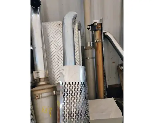 International 5900I Exhaust Pipe