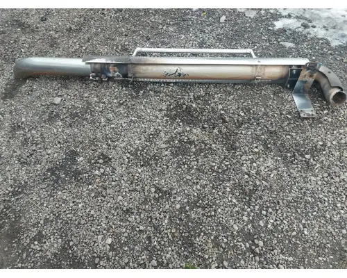 International 5900I Exhaust Pipe