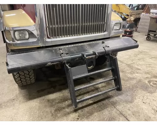 Bumper Assembly, Front INTERNATIONAL 5900I Dutchers Inc   Heavy Truck Div  Ny