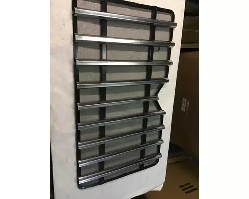 Grille INTERNATIONAL 5900I Marshfield Transportation Products