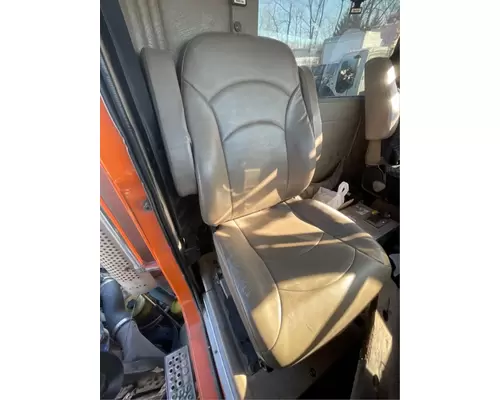 Seat, Front International 5900I Complete Recycling