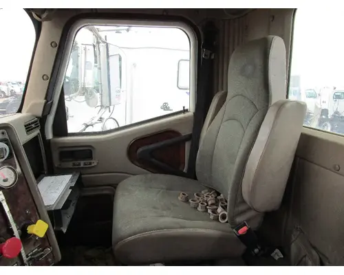 Seat, Front INTERNATIONAL 5900i Tim Jordan's Truck Parts, Inc.