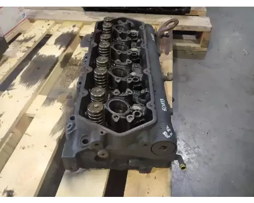 International 7.3 L Cylinder Head