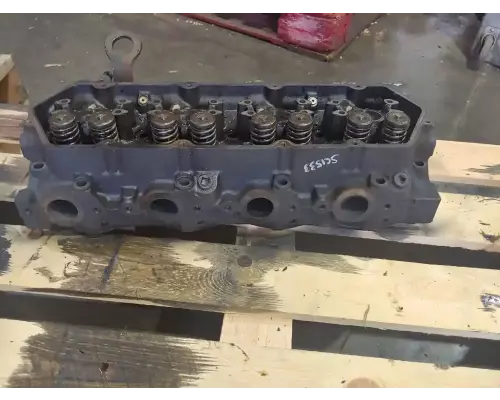 International 7.3 L Cylinder Head