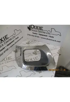 International 7000 Headlamp Assembly