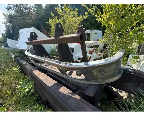 Bumper Assembly, Front International 7300/7400/7500 Dixie Truck Centre